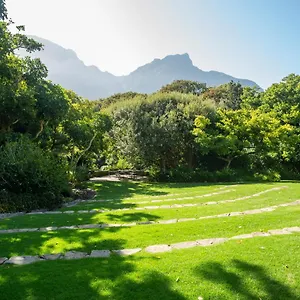 **** Hotel Vineyard Zuid-Afrika