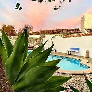 Casa Do Torreao Alojamento de Acomodação e Pequeno-almoço Salir