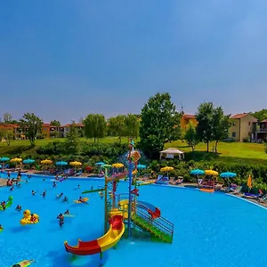Belvedere Village 4*, Castelnuovo del Garda Italia
